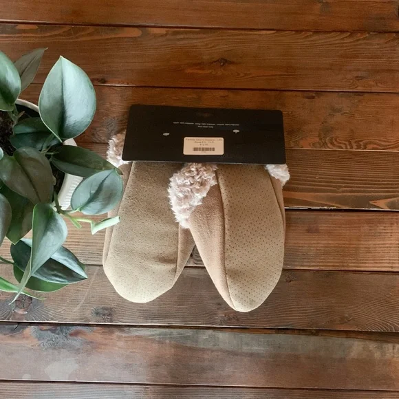 Fuzzy Faux Suede Slippers L/XL (8.5-10.5) - Picture 2 of 5